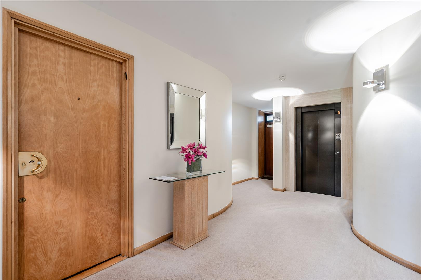 Firecrest Drive Hampstead NW3 7NF