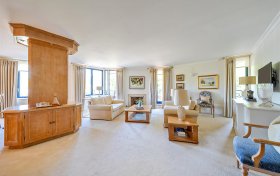 Firecrest Drive Hampstead NW3 7NF