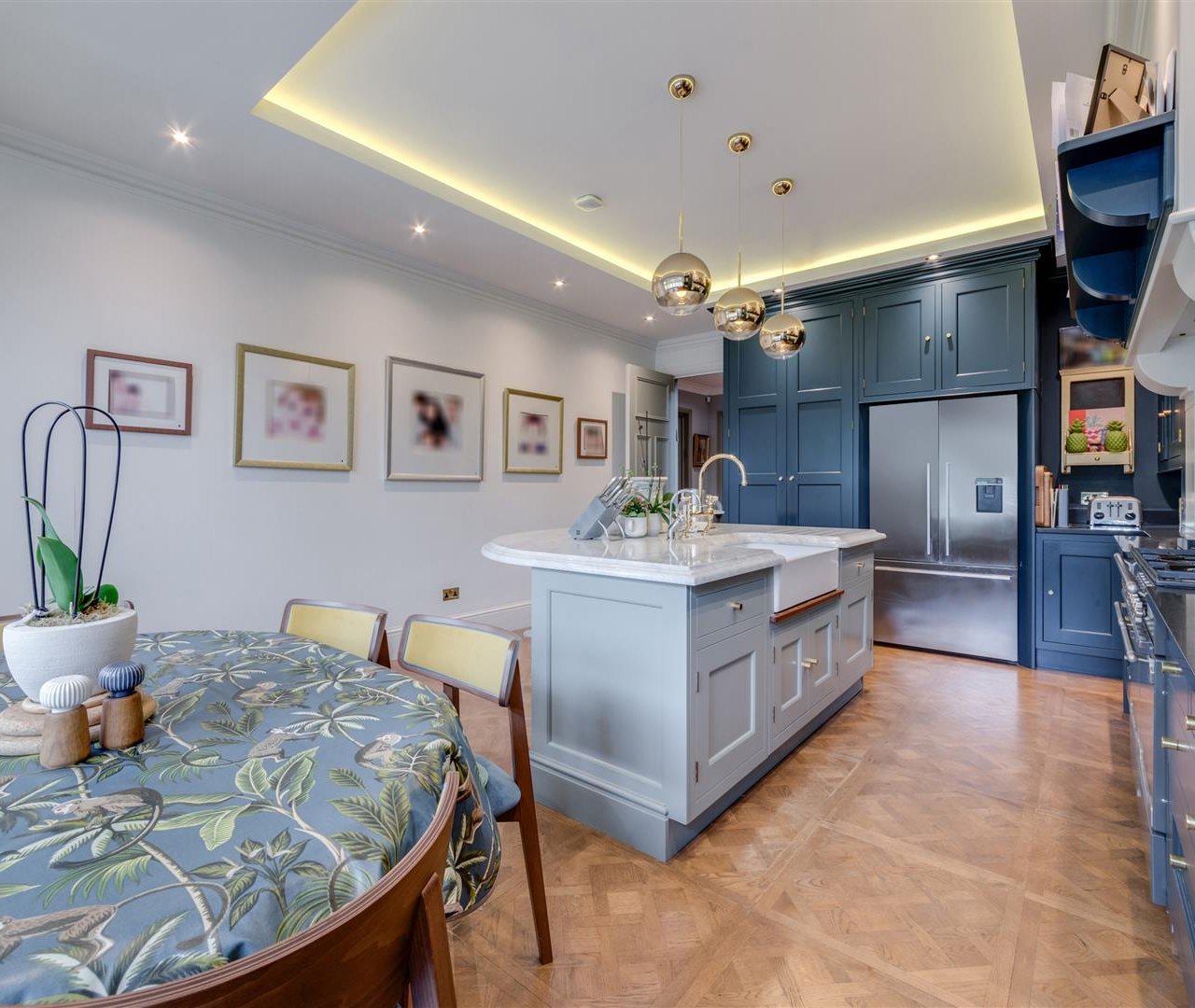 Hollycroft Avenue Hampstead NW3 7QJ