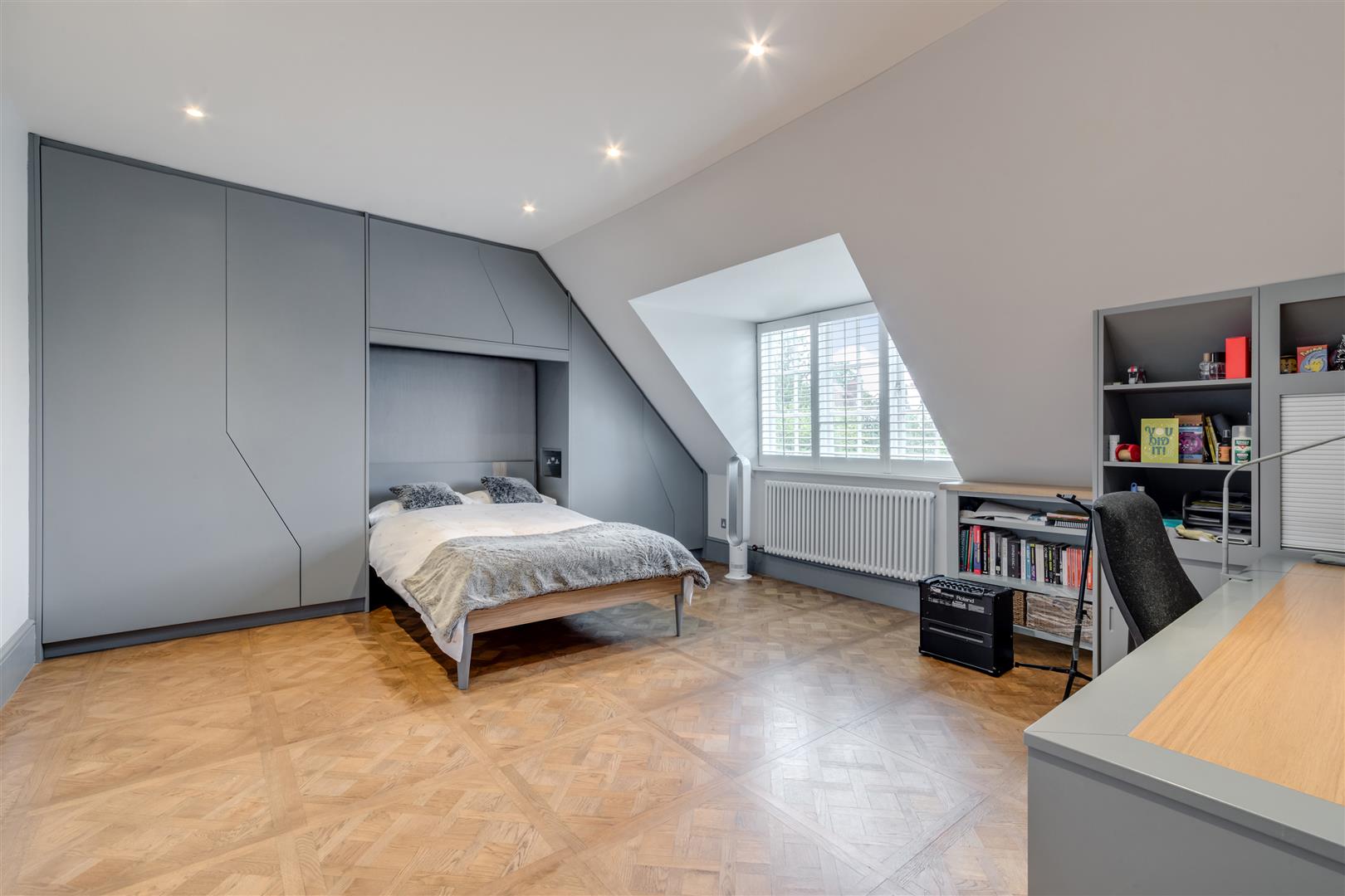 Hollycroft Avenue Hampstead NW3 7QJ