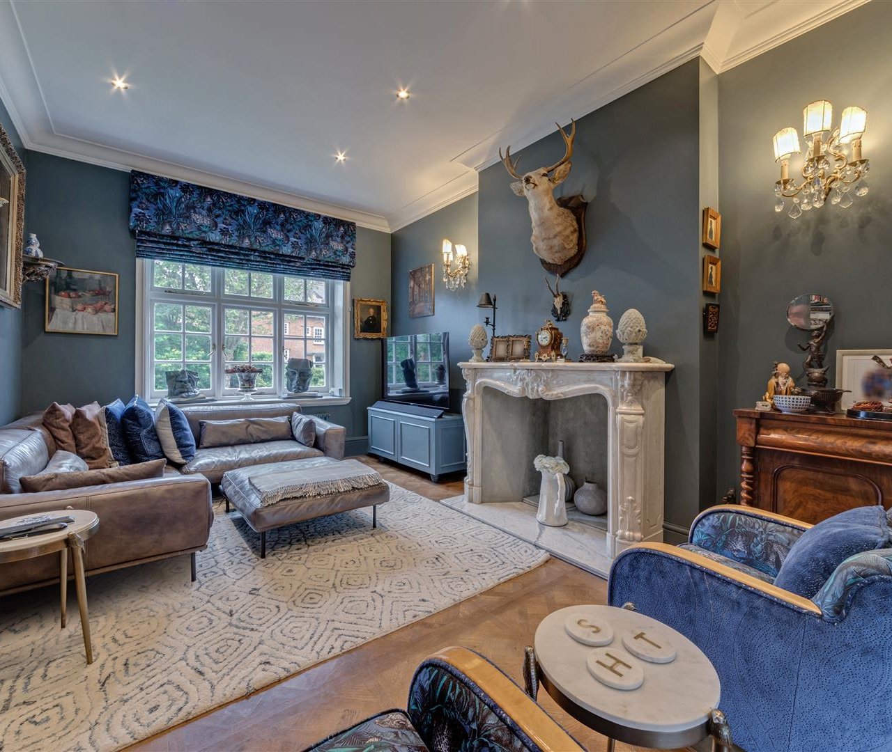 Hollycroft Avenue Hampstead NW3 7QJ