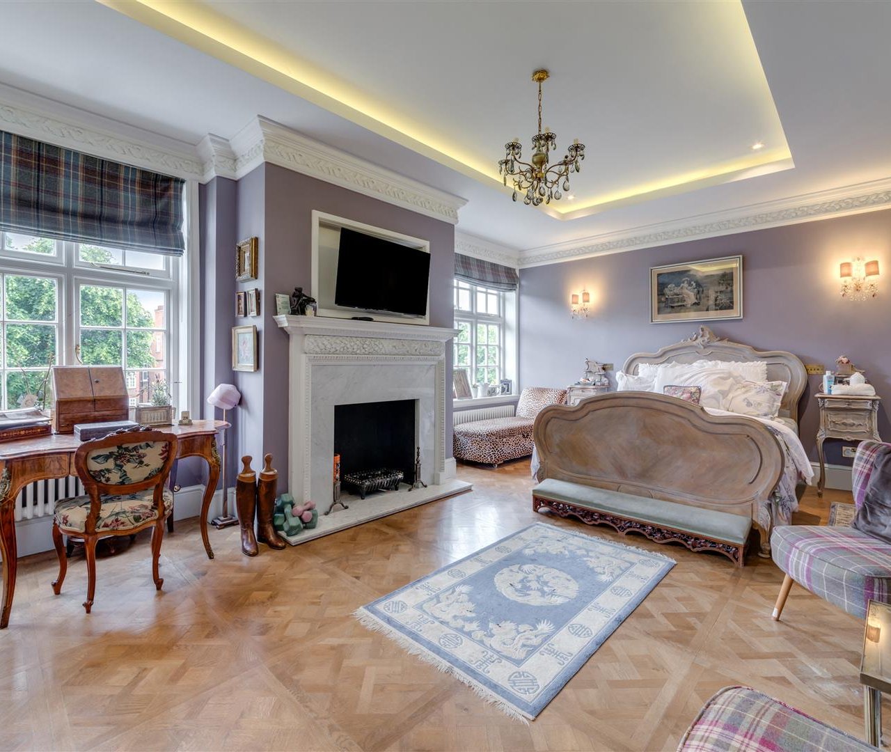 Hollycroft Avenue Hampstead NW3 7QJ