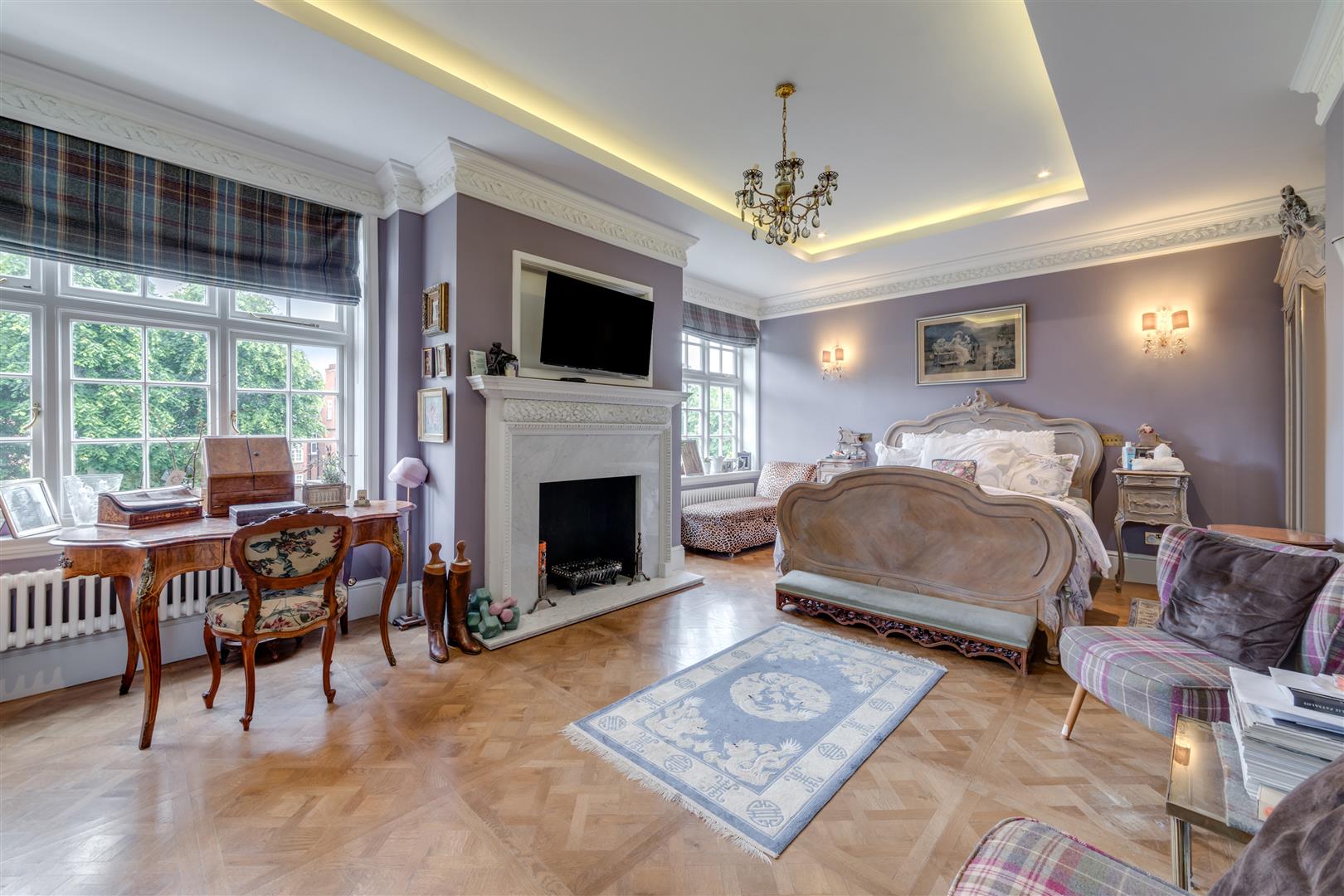 Hollycroft Avenue Hampstead NW3 7QJ