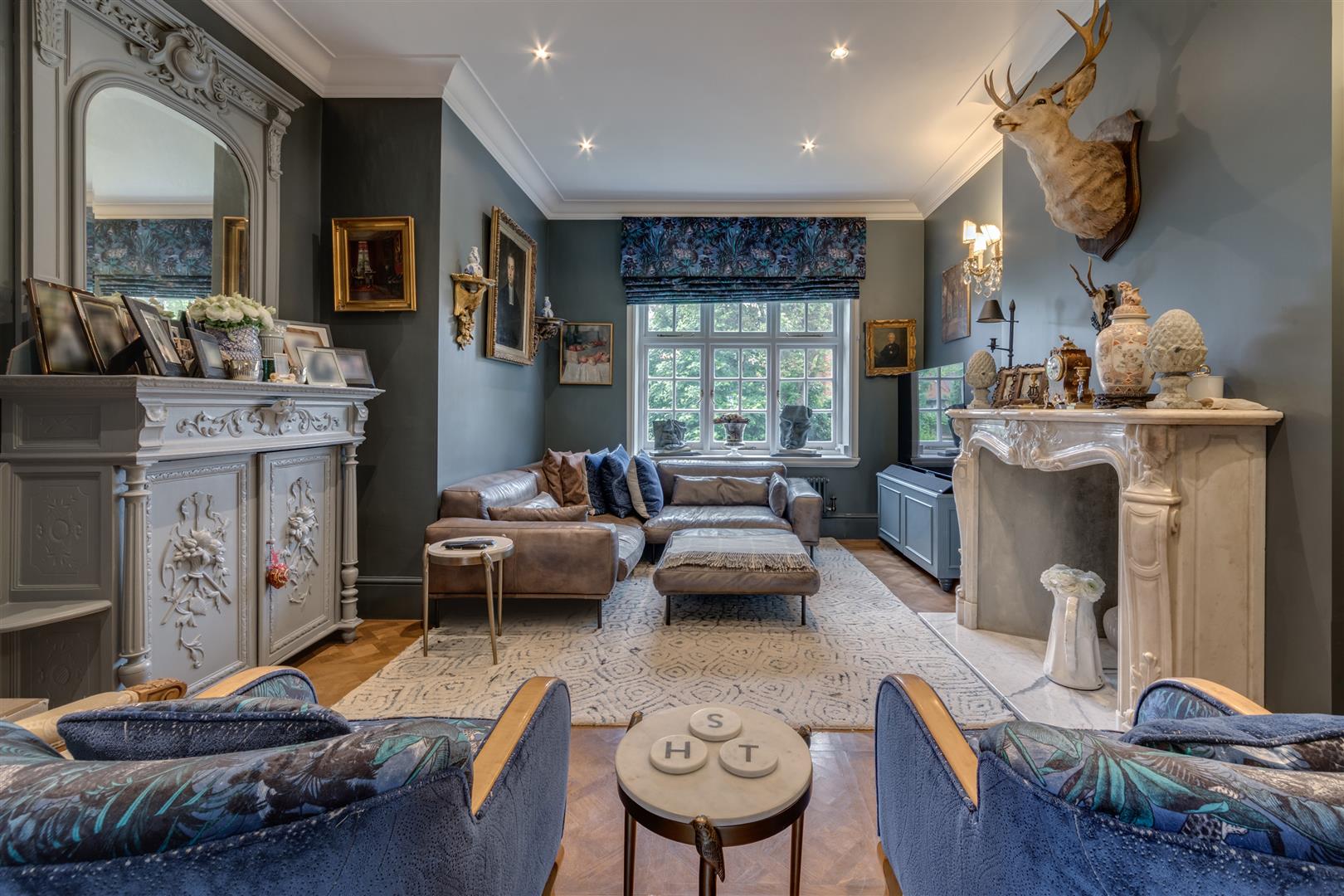 Hollycroft Avenue Hampstead NW3 7QJ