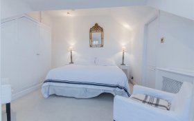 Thurlow Road London NW3 5PL