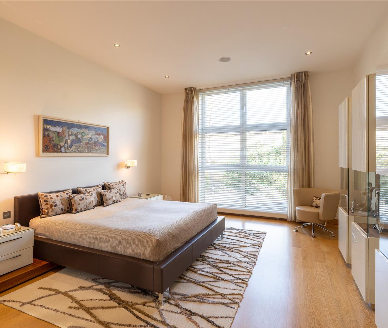 West Heath Road Hampstead NW3 7UR