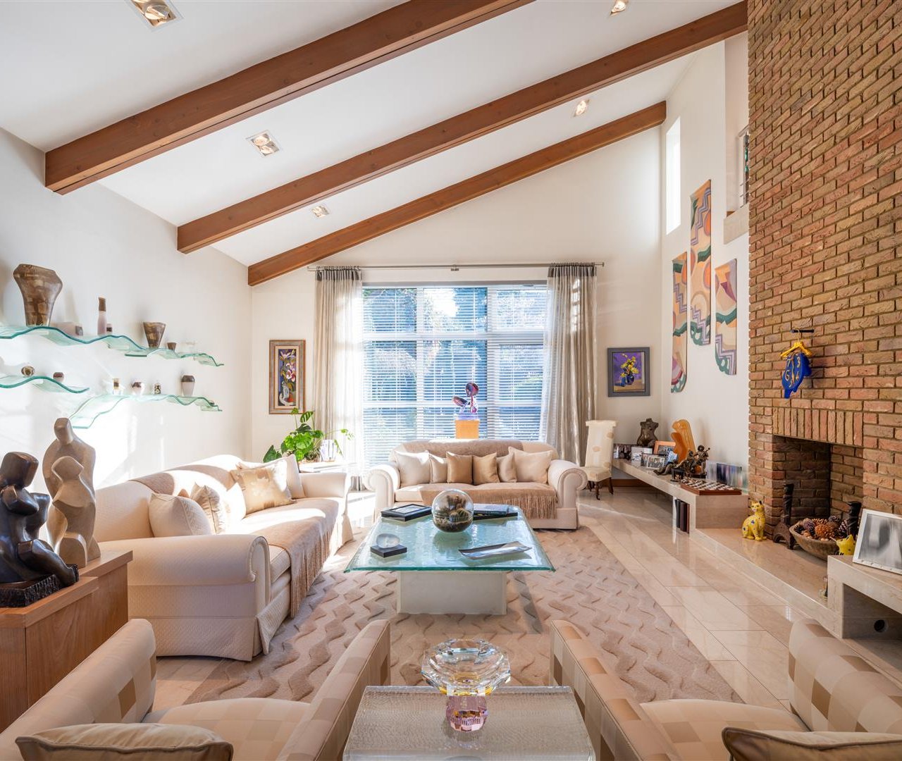 West Heath Road Hampstead NW3 7UR