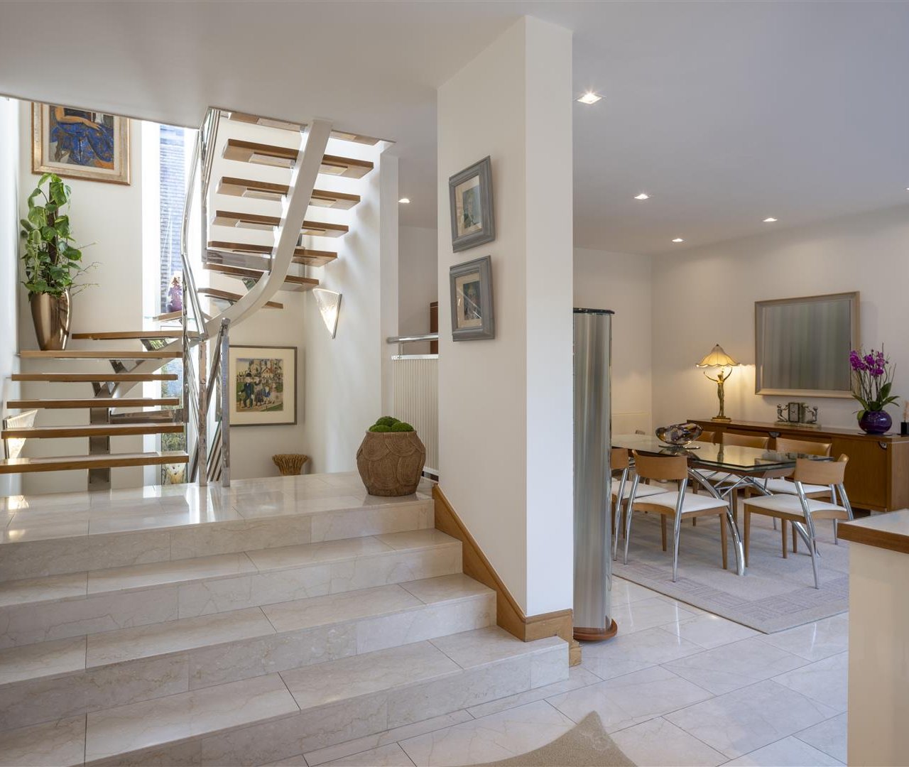 West Heath Road Hampstead NW3 7UR