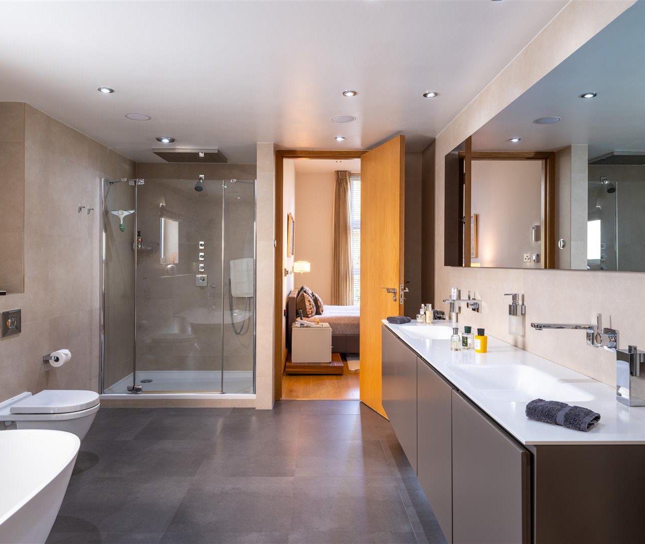 West Heath Road Hampstead NW3 7UR