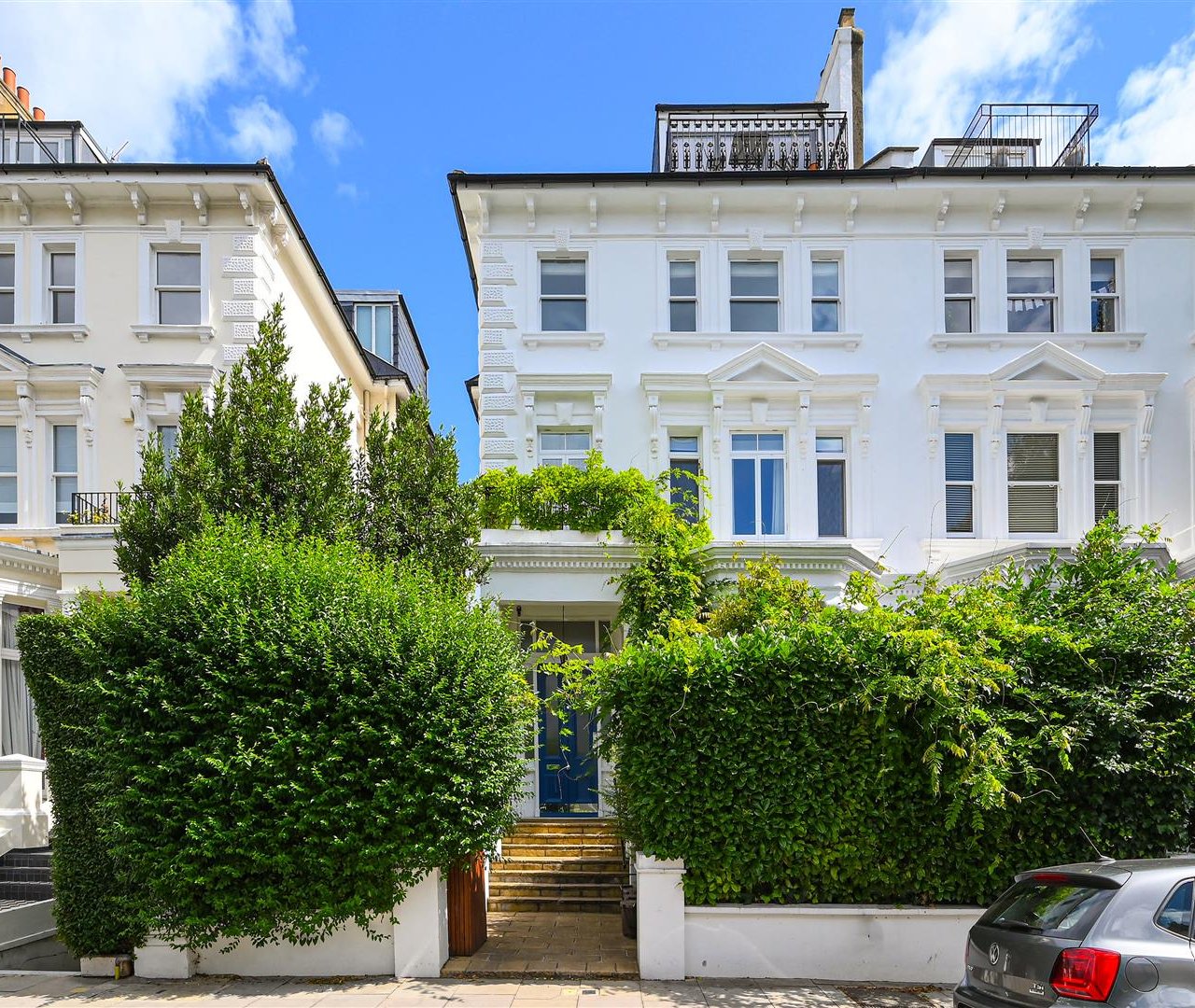Belsize Park Gardens, Belsize Park, NW3 4LD