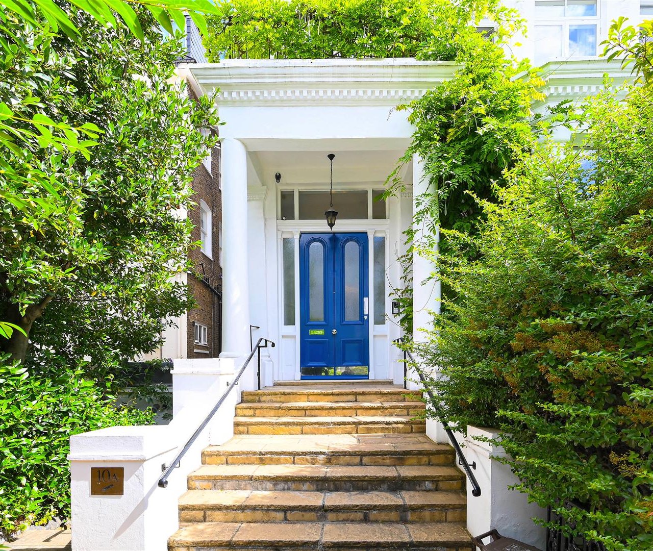 Belsize Park Gardens, Belsize Park, NW3 4LD