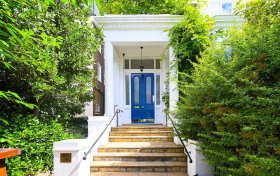 Belsize Park Gardens, Belsize Park, NW3 4LD