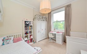 Belsize Park Gardens, Belsize Park, NW3 4LD