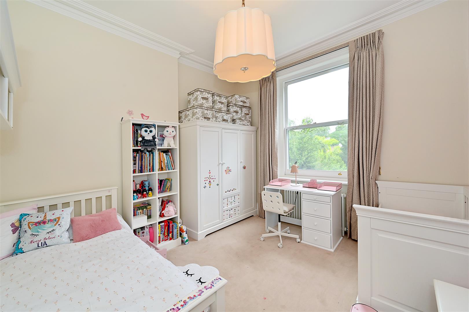 Belsize Park Gardens, Belsize Park, NW3 4LD
