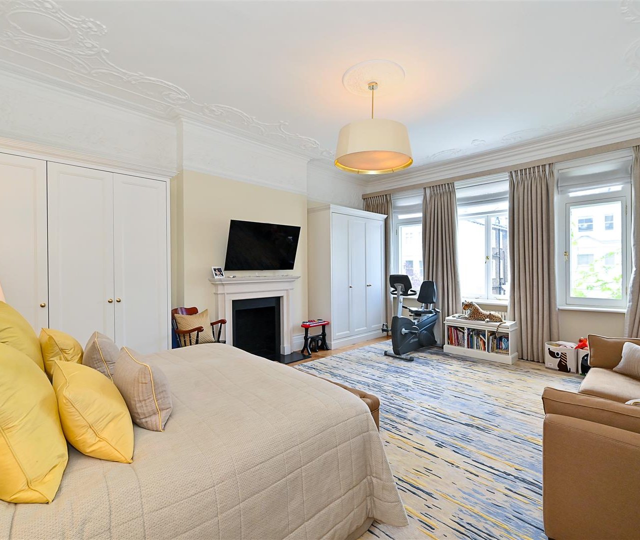 Belsize Park Gardens, Belsize Park, NW3 4LD