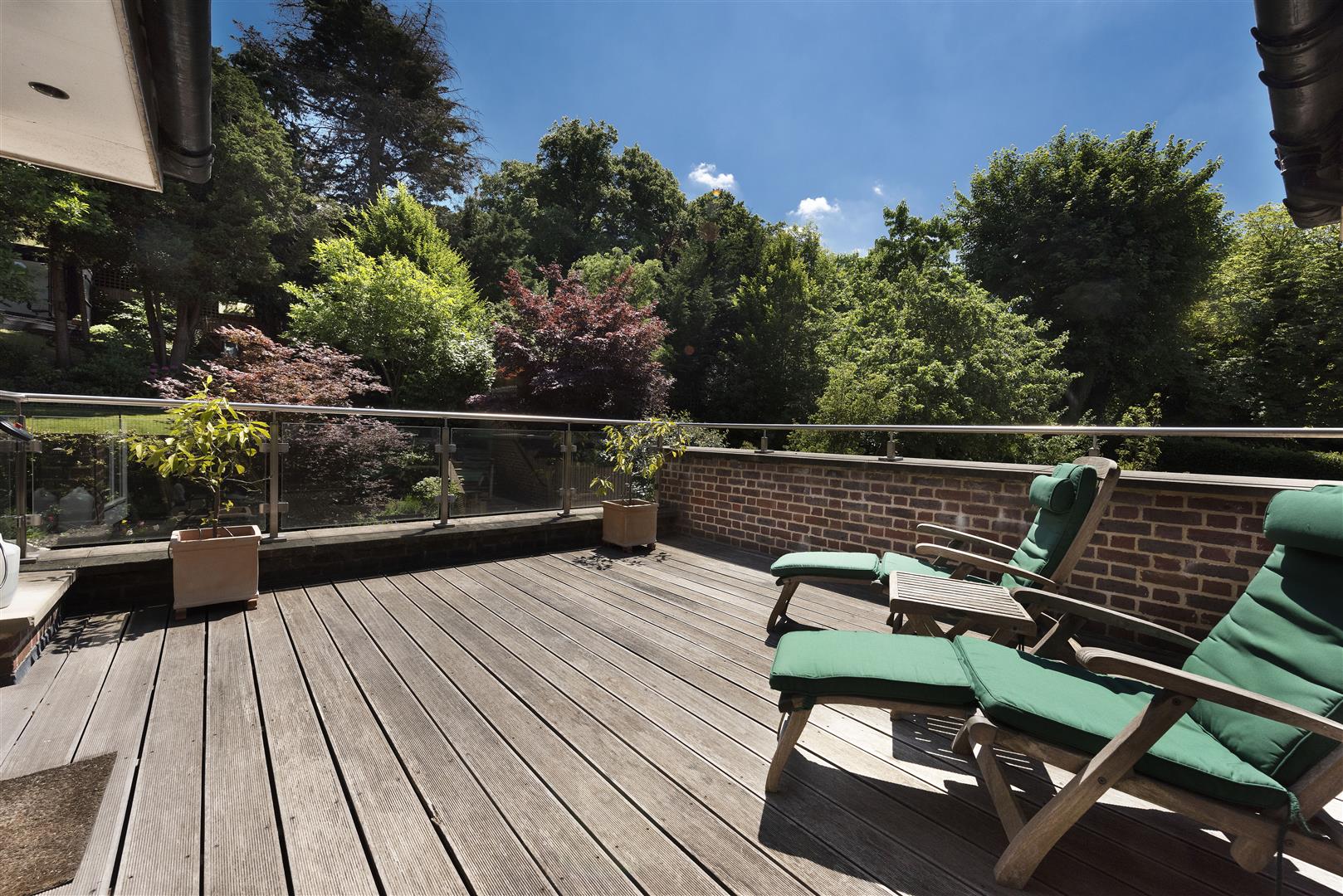 Telegraph Hill, Hampstead, NW3 7NU