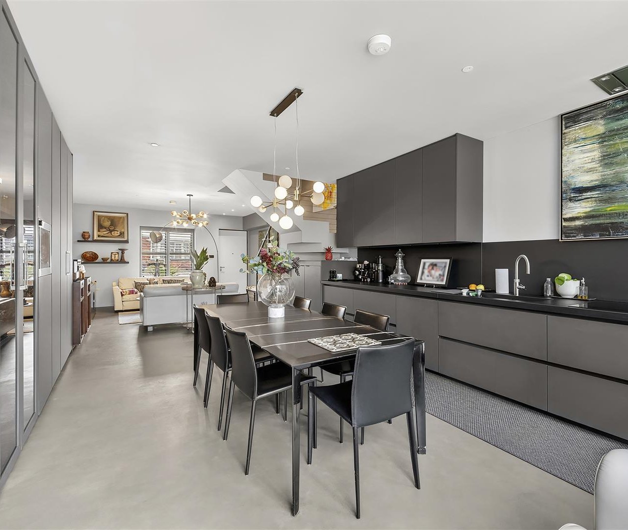 North End Road, London, NW11 7TA