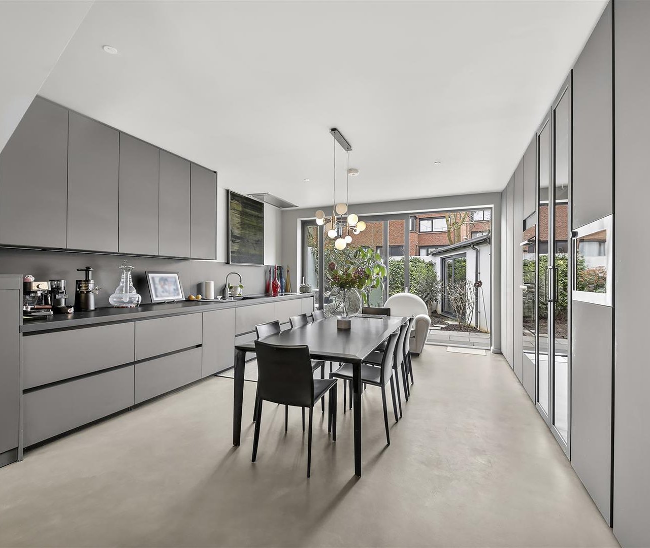 North End Road, London, NW11 7TA