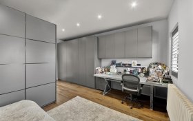 North End Road, London, NW11 7TA