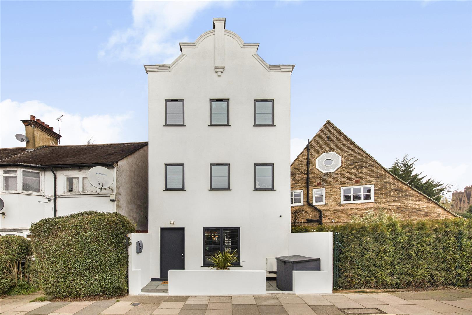 North End Road, London, NW11 7TA