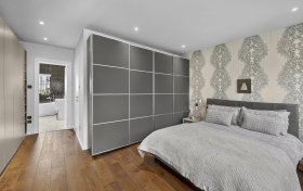 North End Road, London, NW11 7TA