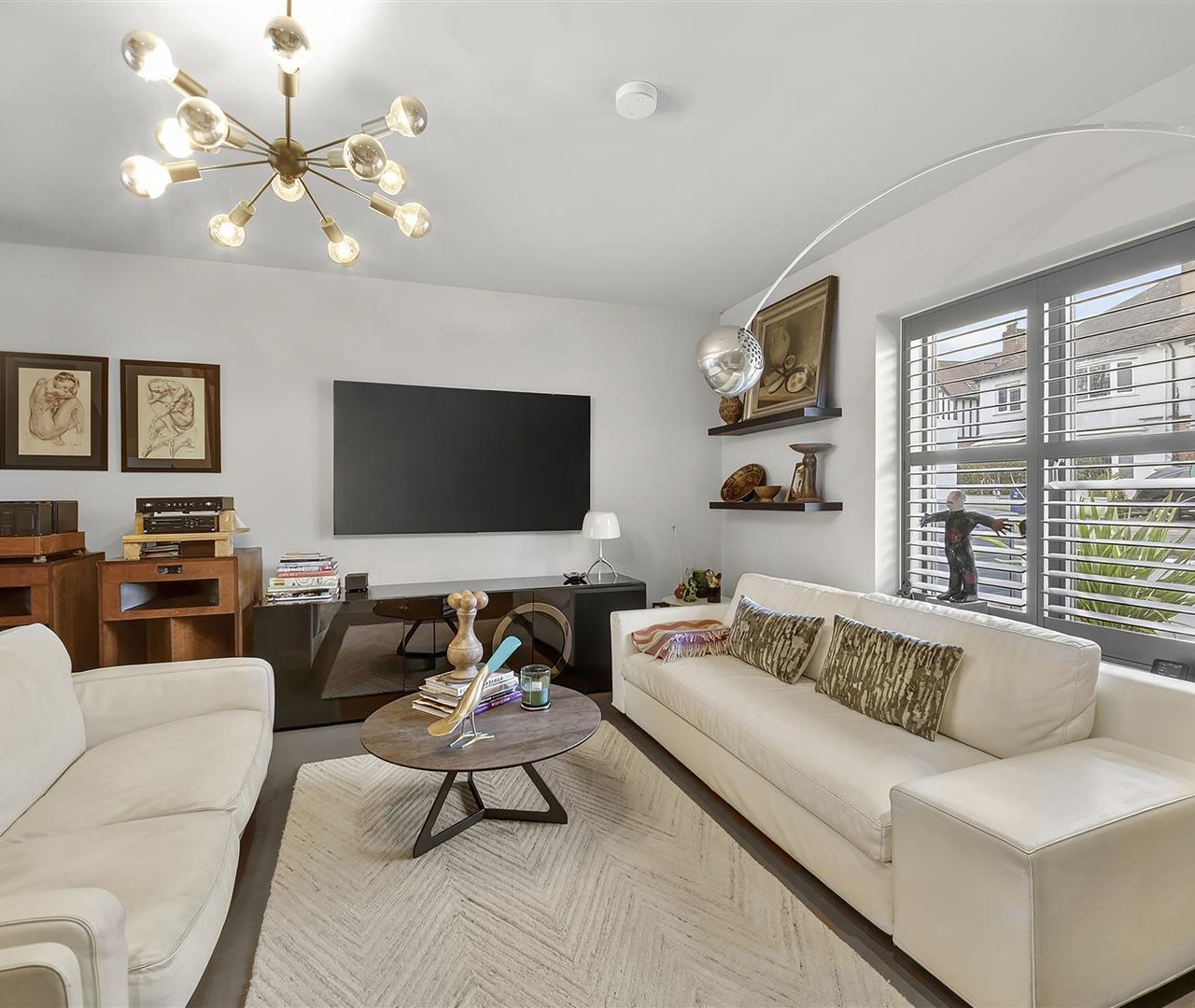 North End Road, London, NW11 7TA