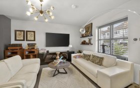 North End Road, London, NW11 7TA