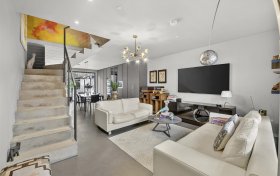 North End Road, London, NW11 7TA