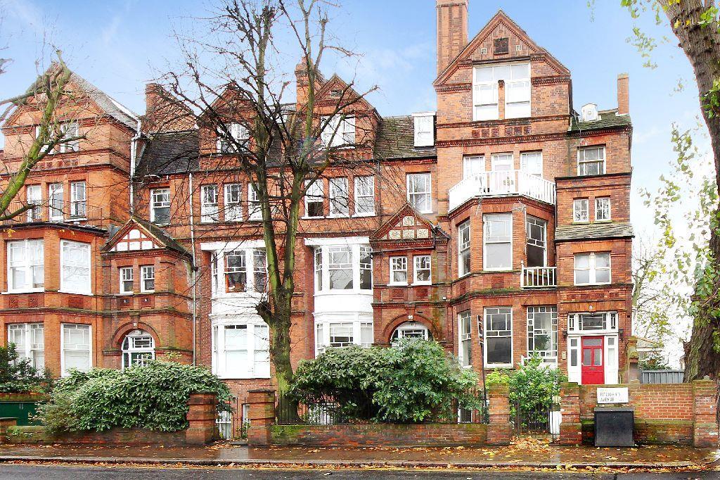 Fitzjohn’s Avenue Hampstead NW3 6NX