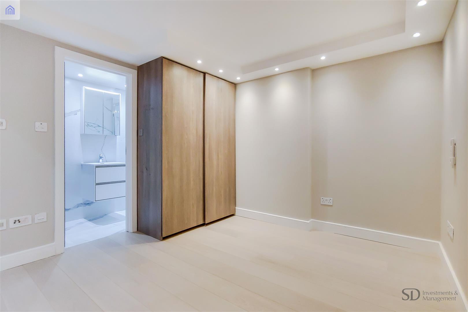 Fitzjohns Avenue Hampstead NW3 6PH