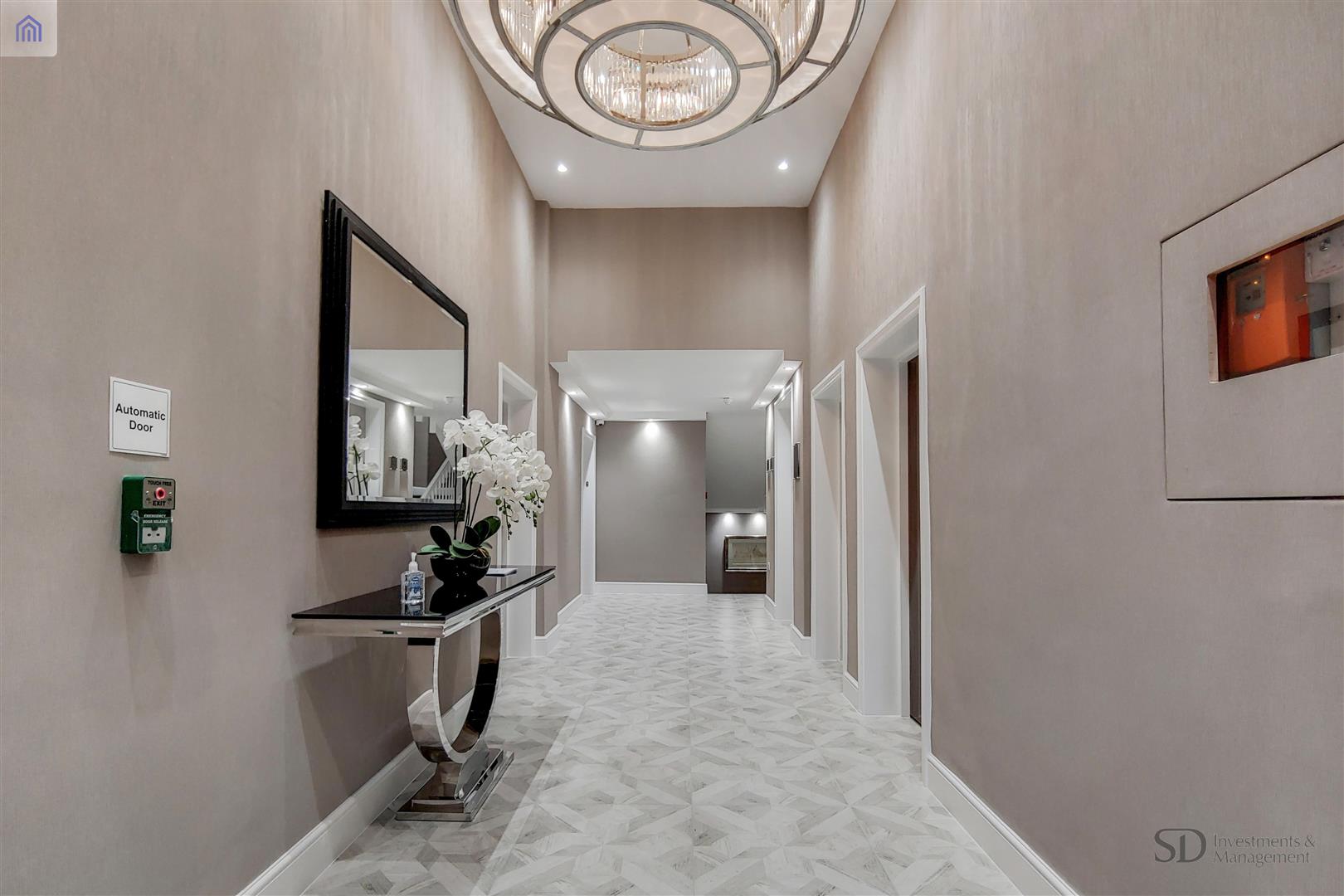 Fitzjohns Avenue Hampstead NW3 6PH