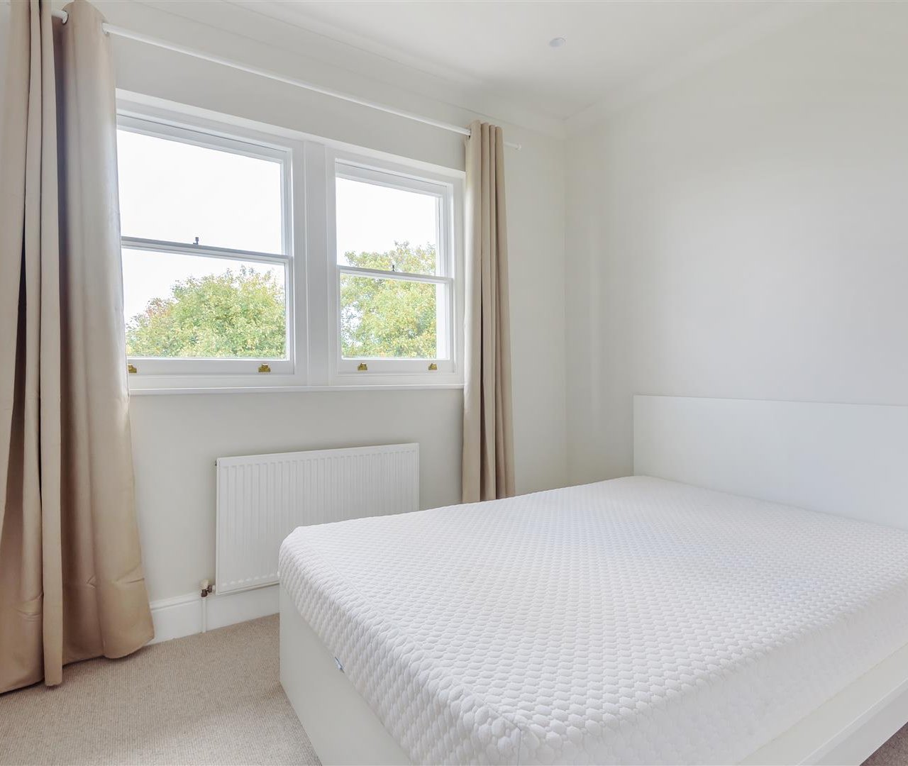 Oak Hill Park, Hampstead, NW3 7LP