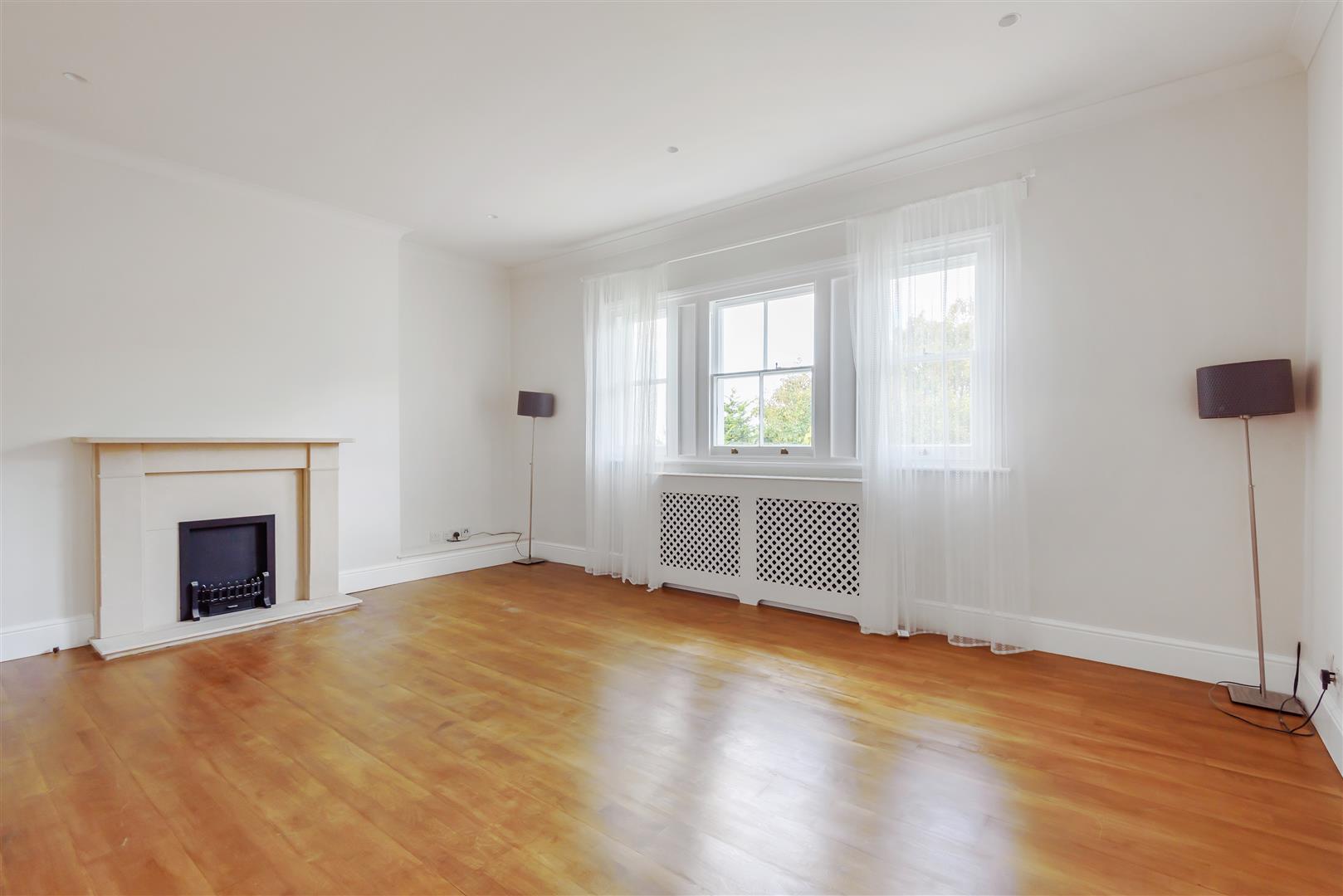 Oak Hill Park, Hampstead, NW3 7LP