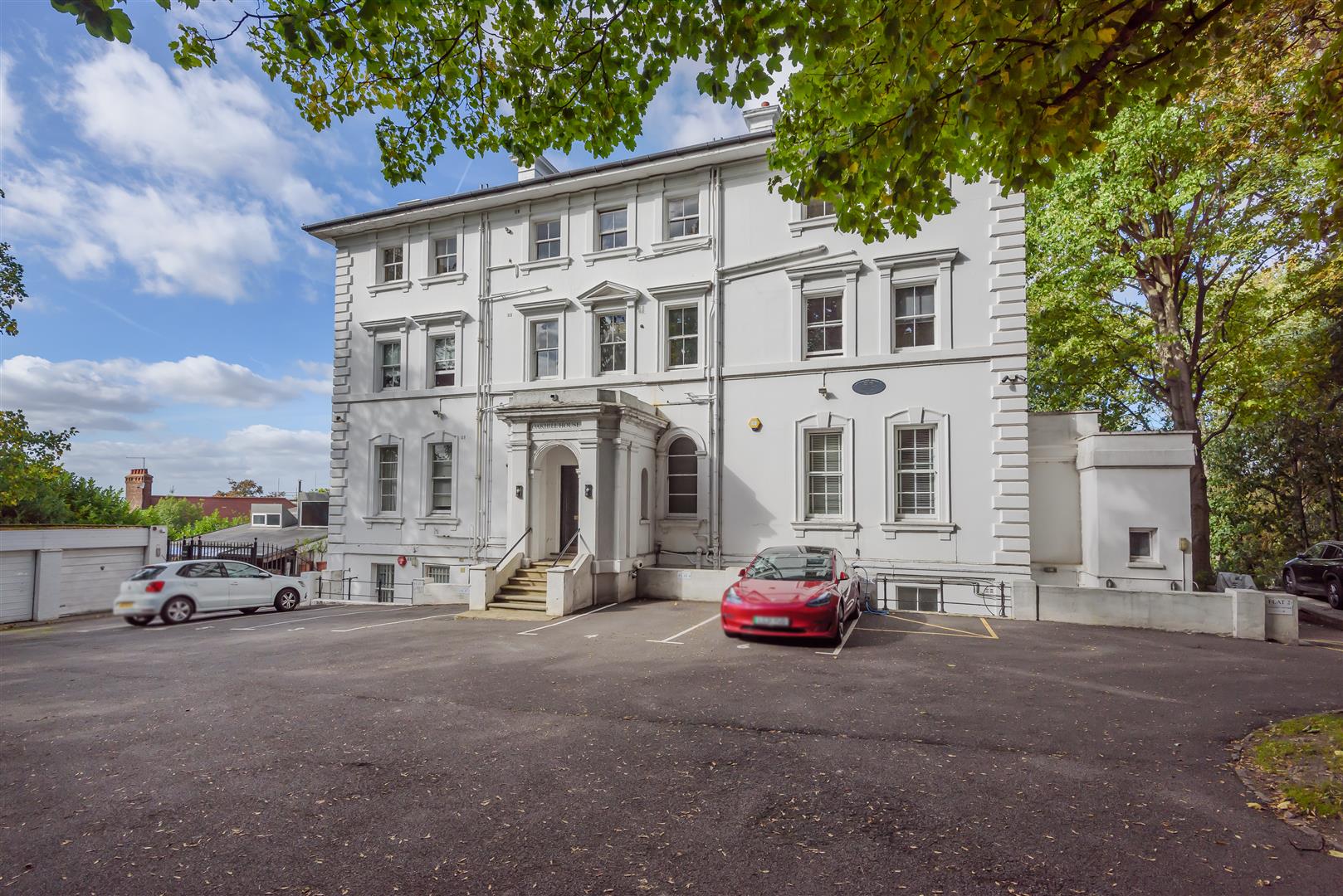 Oak Hill Park, Hampstead, NW3 7LP