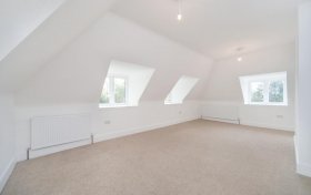 Rosecroft Avenue, Hampstead, NW3 7QB