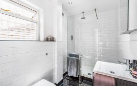 Canfield Gardens, South Hampstead, NW6 3DY