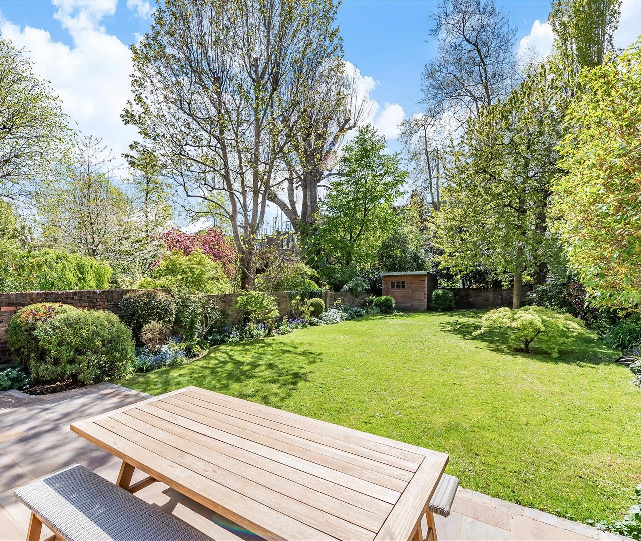 Canfield Gardens, South Hampstead, NW6 3DY