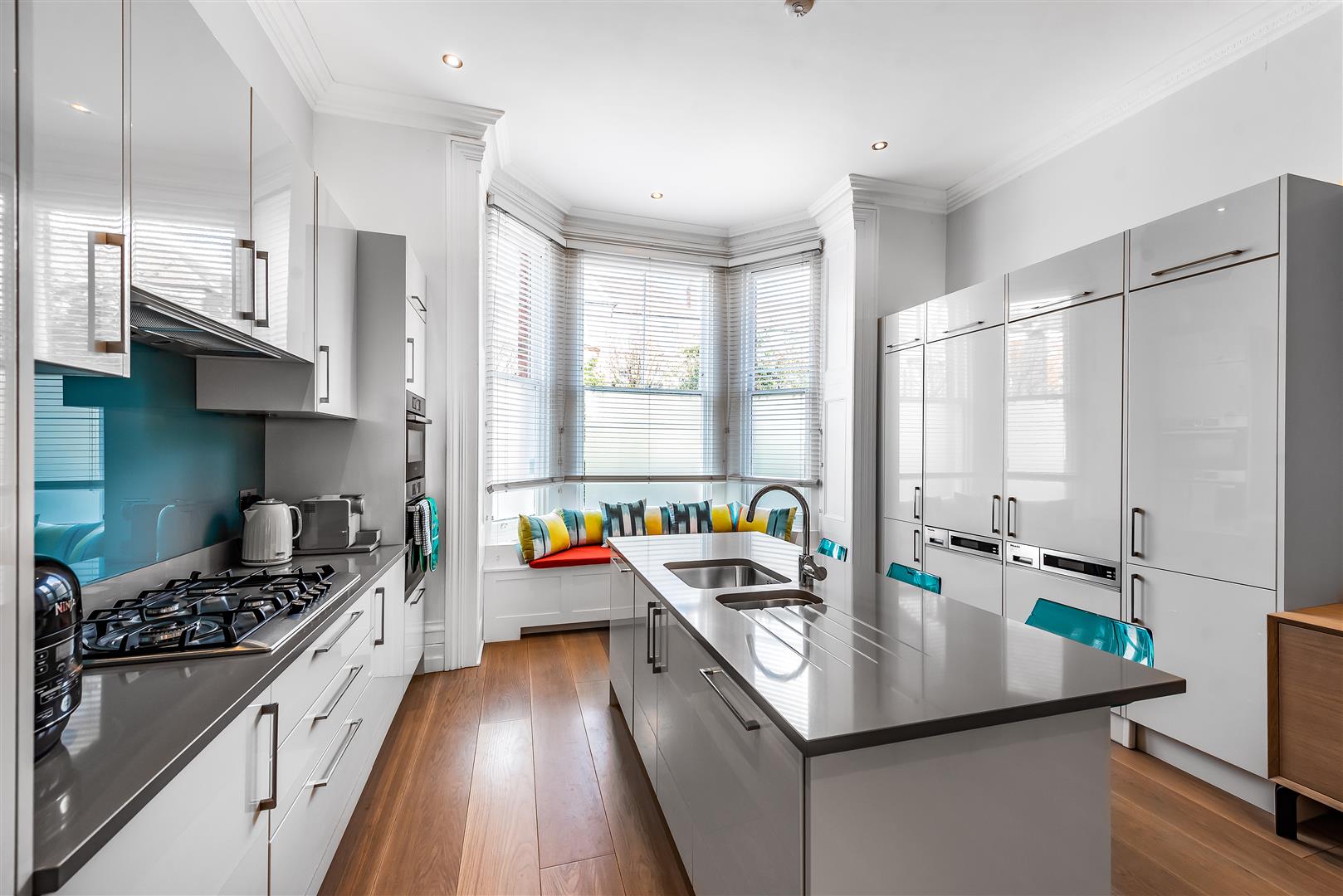 Canfield Gardens, South Hampstead, NW6 3DY