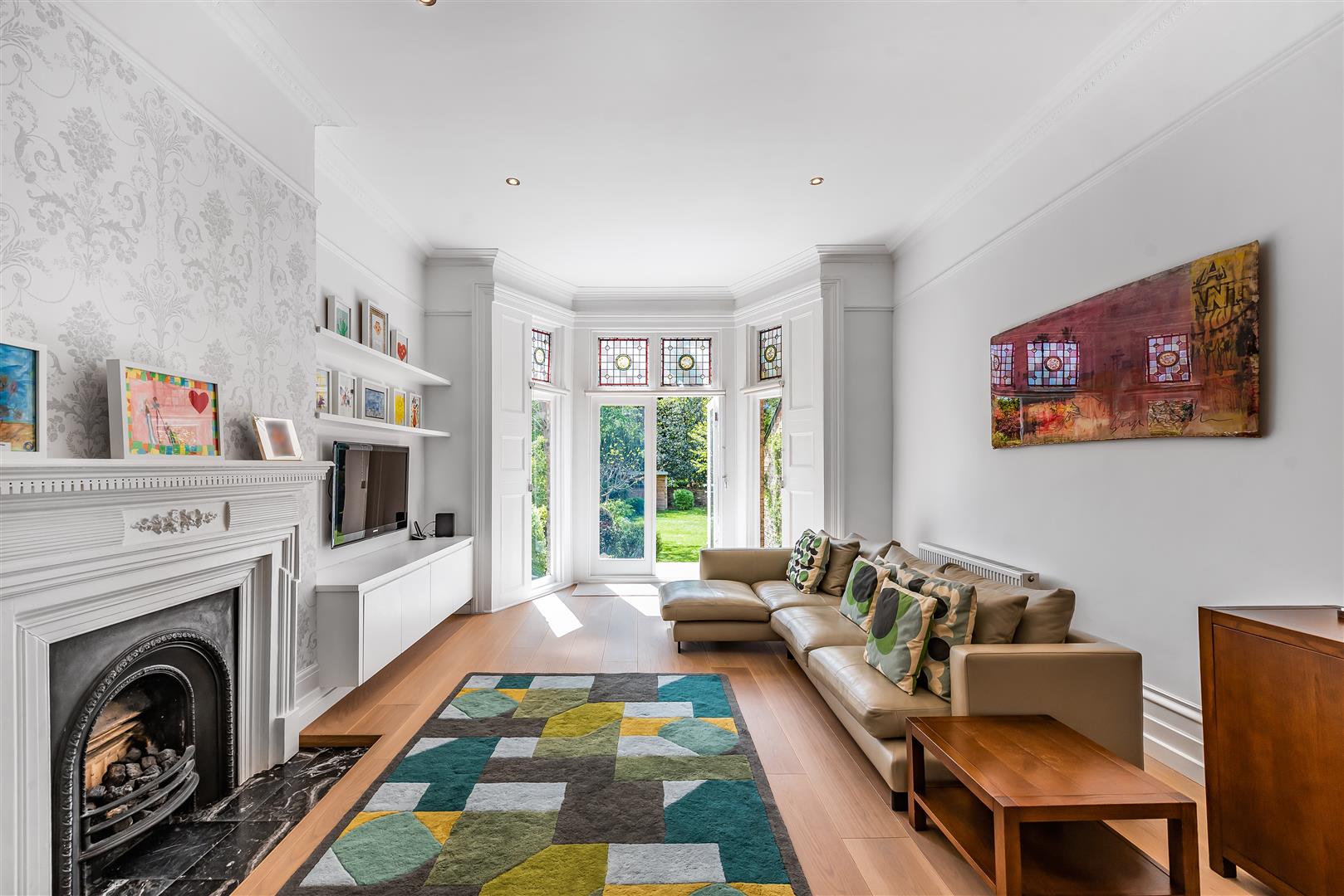 Canfield Gardens, South Hampstead, NW6 3DY