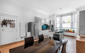 Canfield Gardens, South Hampstead, NW6 3DY