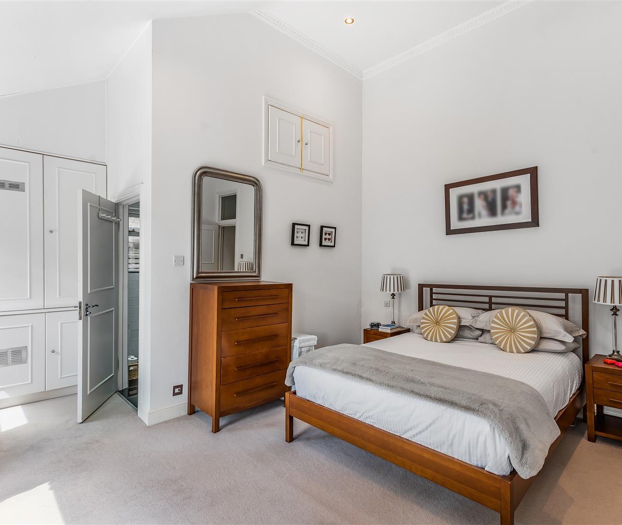 Canfield Gardens, South Hampstead, NW6 3DY