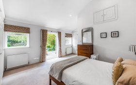 Canfield Gardens, South Hampstead, NW6 3DY