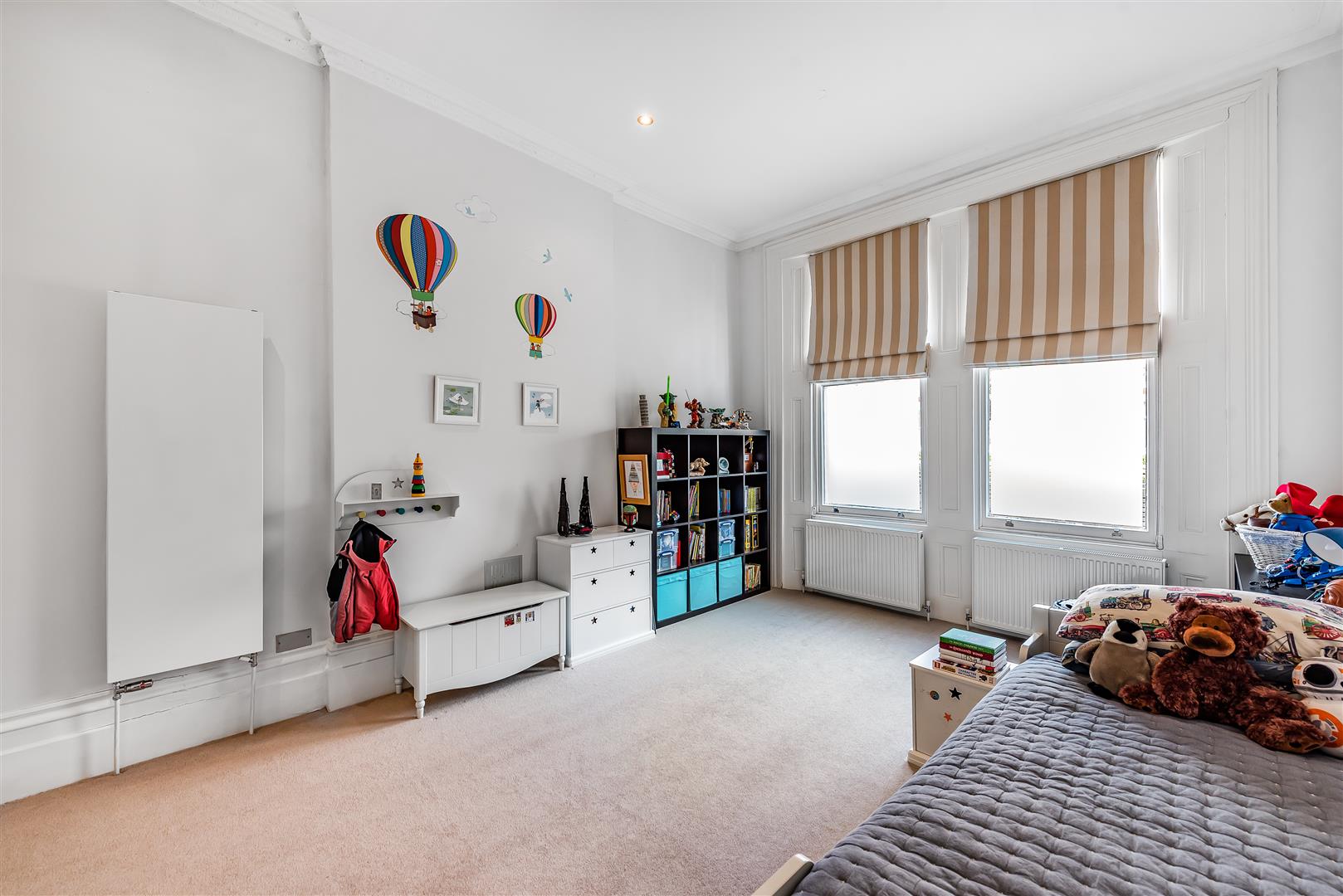 Canfield Gardens, South Hampstead, NW6 3DY