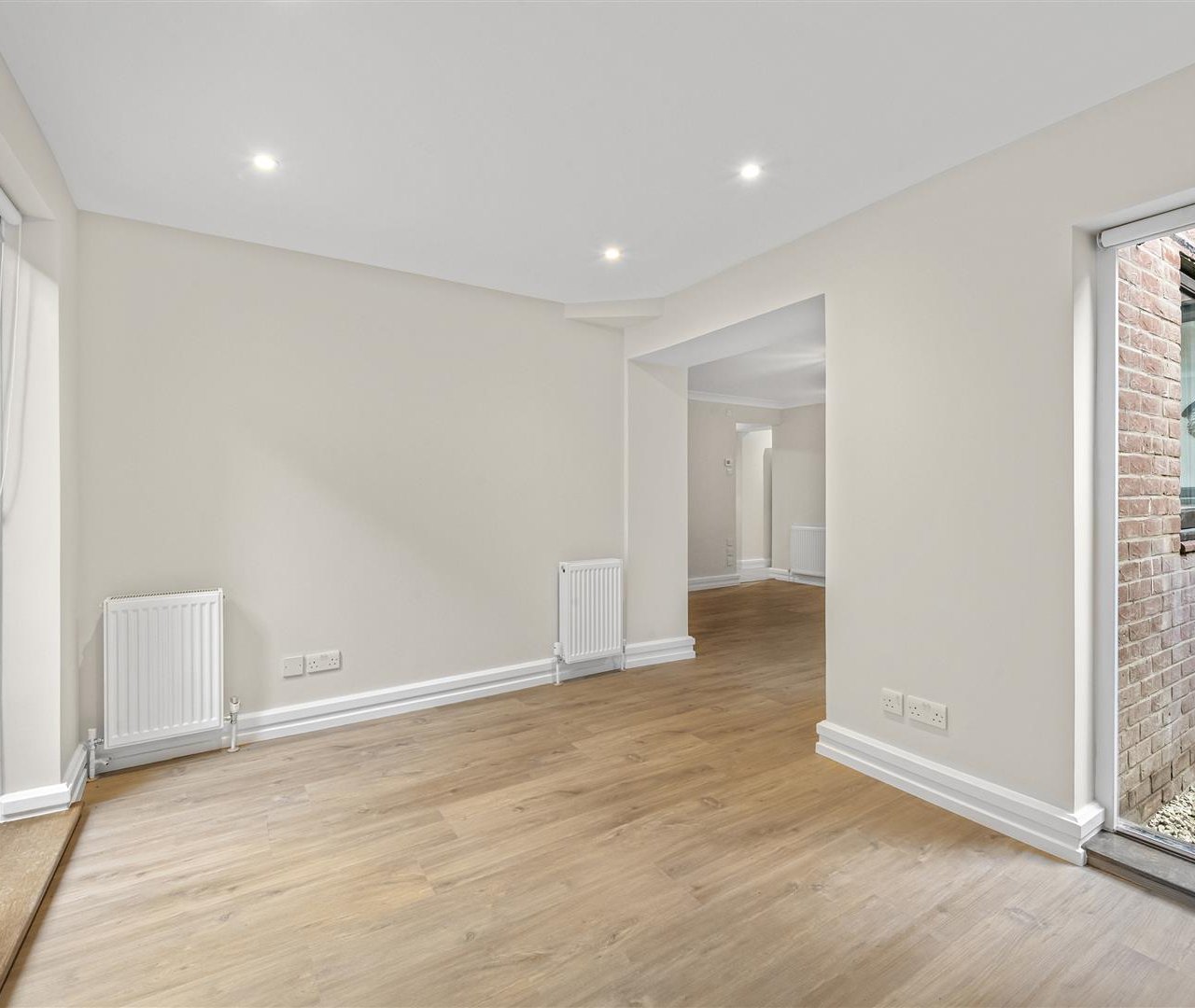 West Heath Road London NW3 7UU