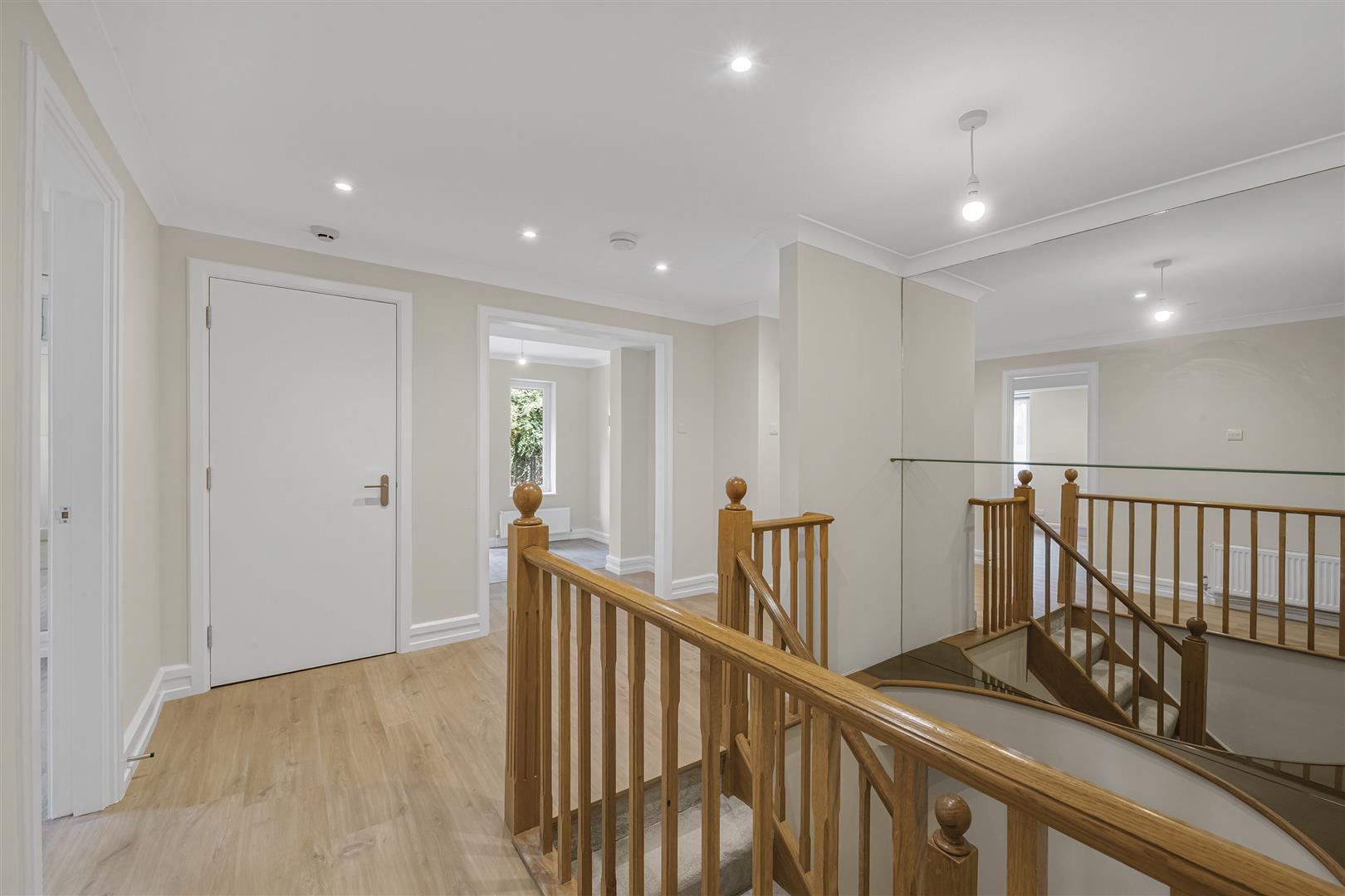 West Heath Road London NW3 7UU