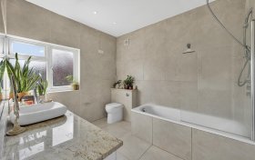 Dunstan Road Golders Green NW11 8AE