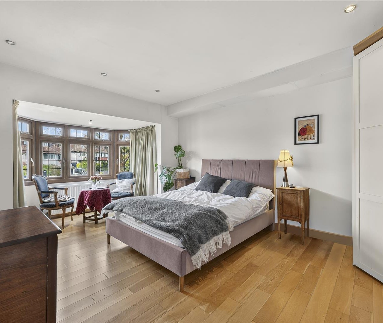 Dunstan Road Golders Green NW11 8AE