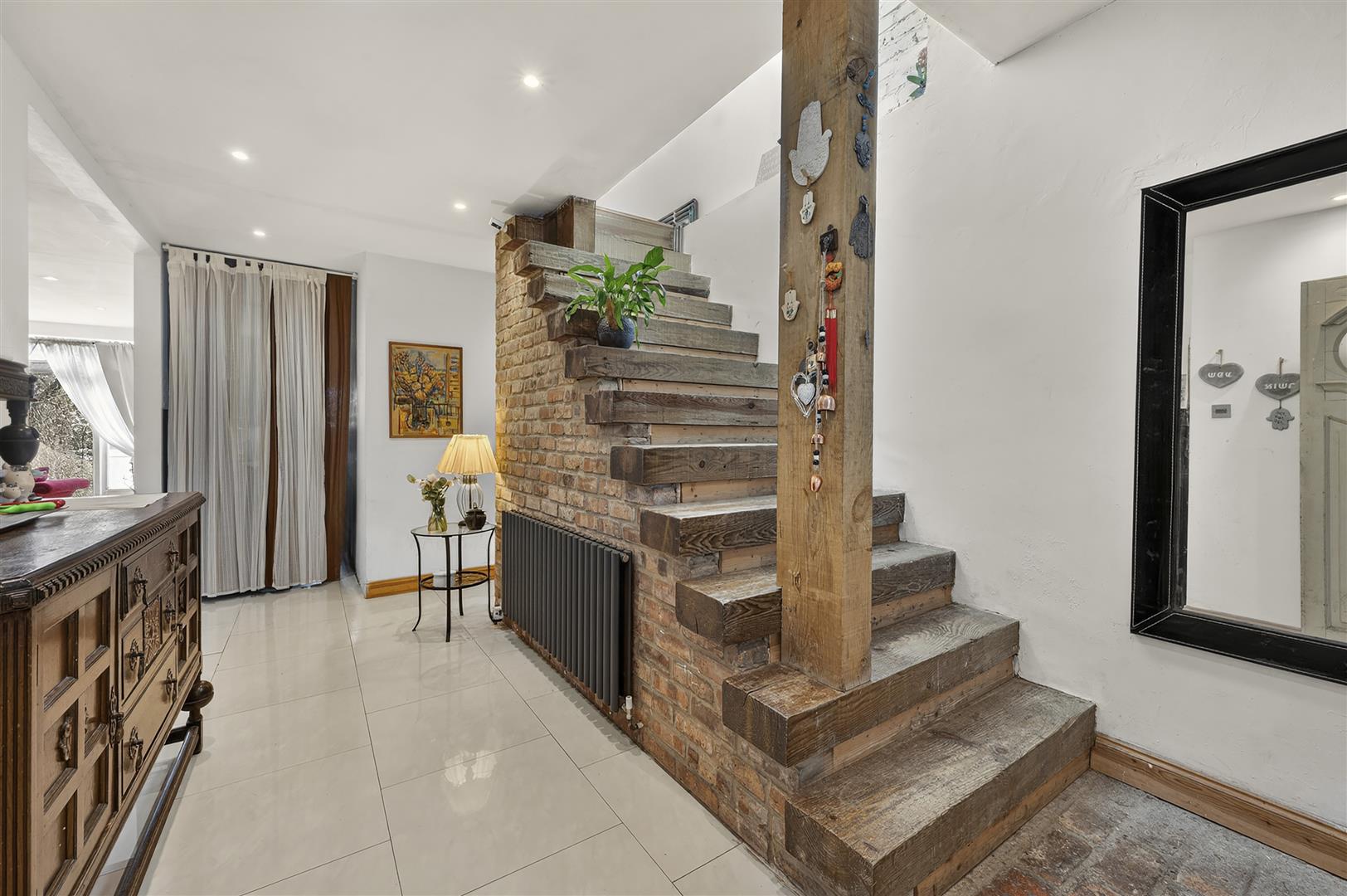 Dunstan Road Golders Green NW11 8AE