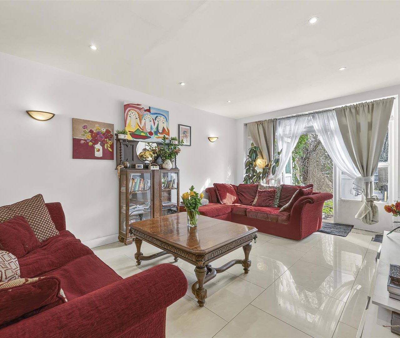 Dunstan Road Golders Green NW11 8AE