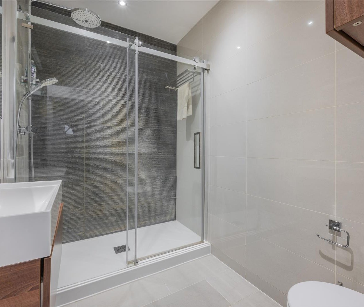 Buckland Crescent, Belsize Park, NW3 5DX